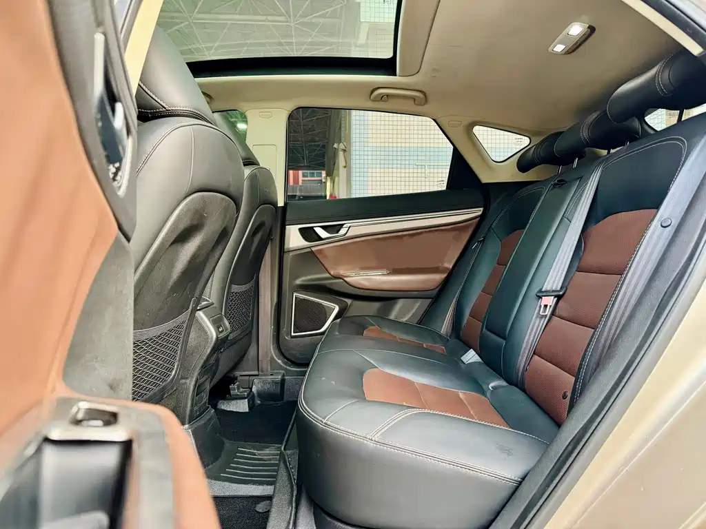 GEELY AUTOMOBILE EMGRAND GS