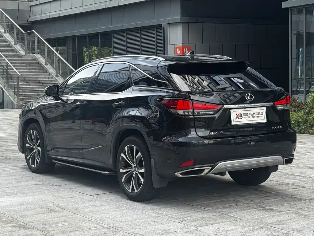 Lexus RX — миниатюра 4