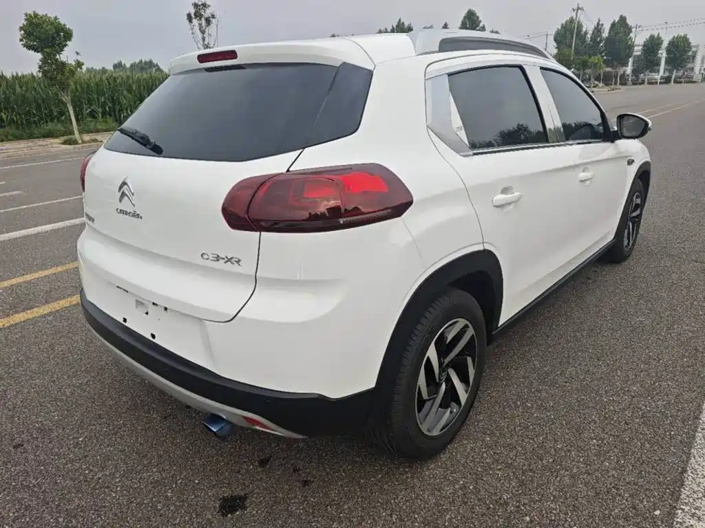 Citroen C3-XR — миниатюра 7