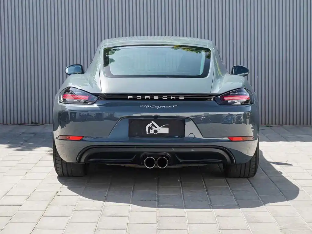 Porsche 718 2018 Cayman 2.0T