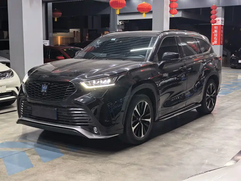 Toyota Crown Kluger