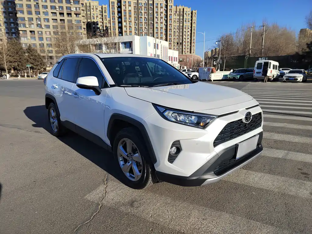 TOYOTA RAV4 RONGFANG