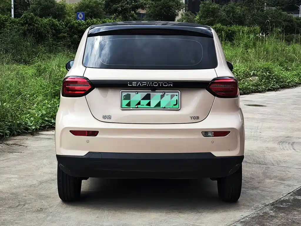 Leapmotor Leapmotor T03 — миниатюра 2