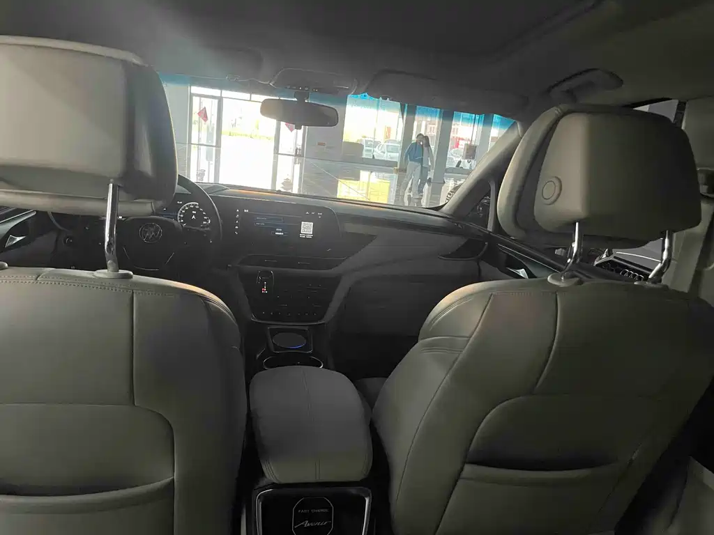 Buick GL8 — миниатюра 13