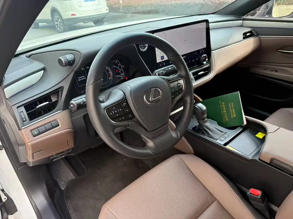 Lexus ES — фотографии объявления, Фото 8