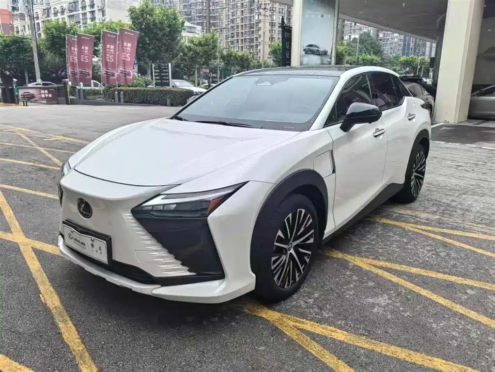 Lexus RZ 2023 Белый из Китая