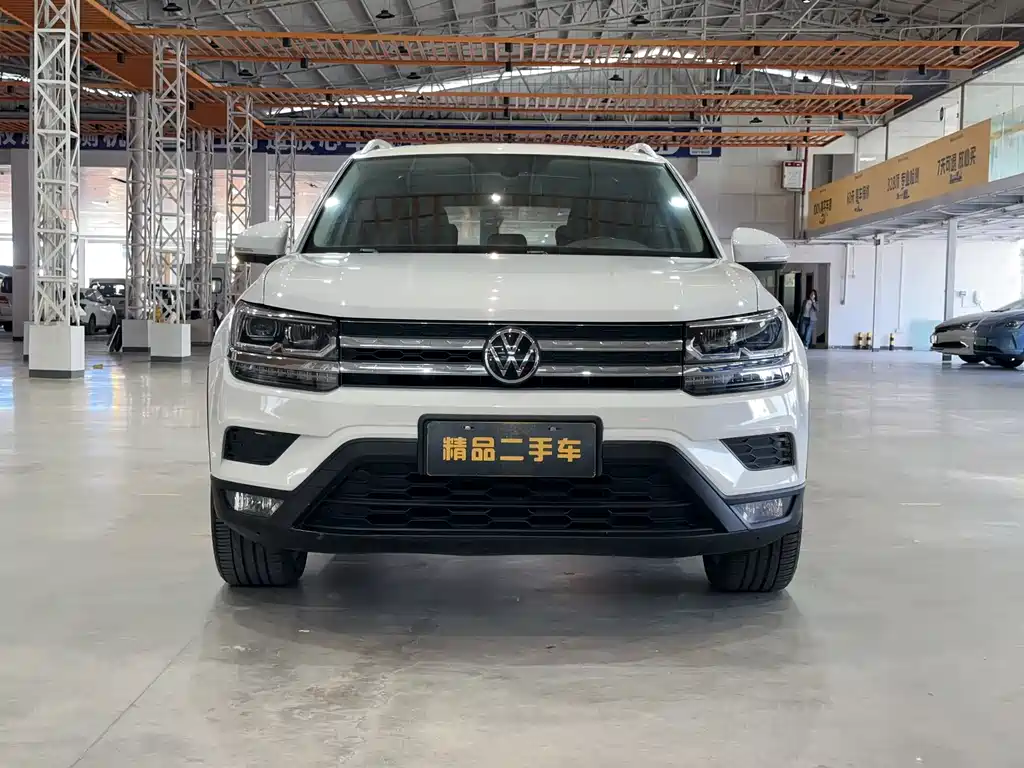 VOLKSWAGEN TUYUE
