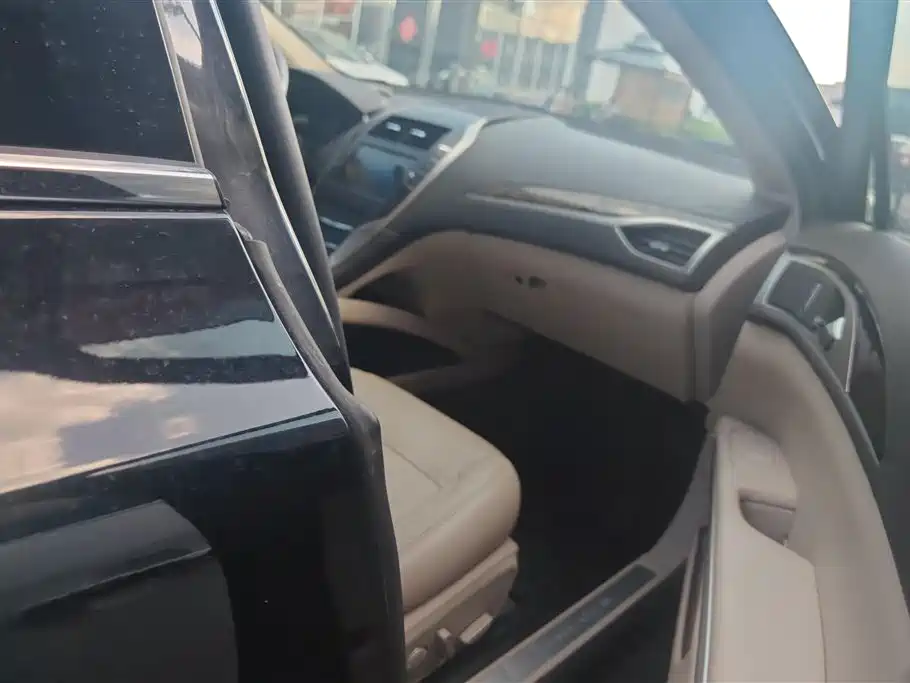 Lincoln MKZ 2014 2.0T