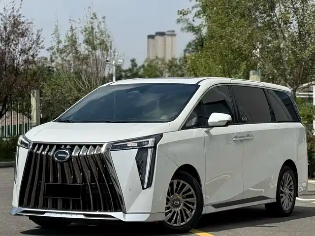 2023 GAC GN8