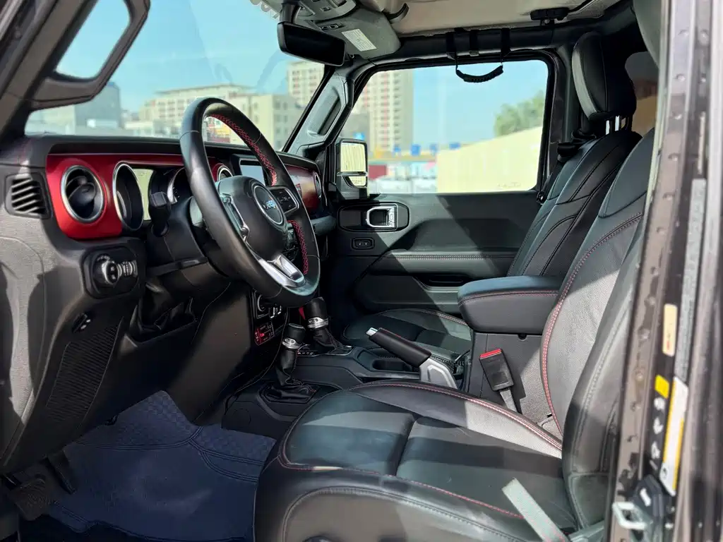 Jeep Gladiator — миниатюра 4