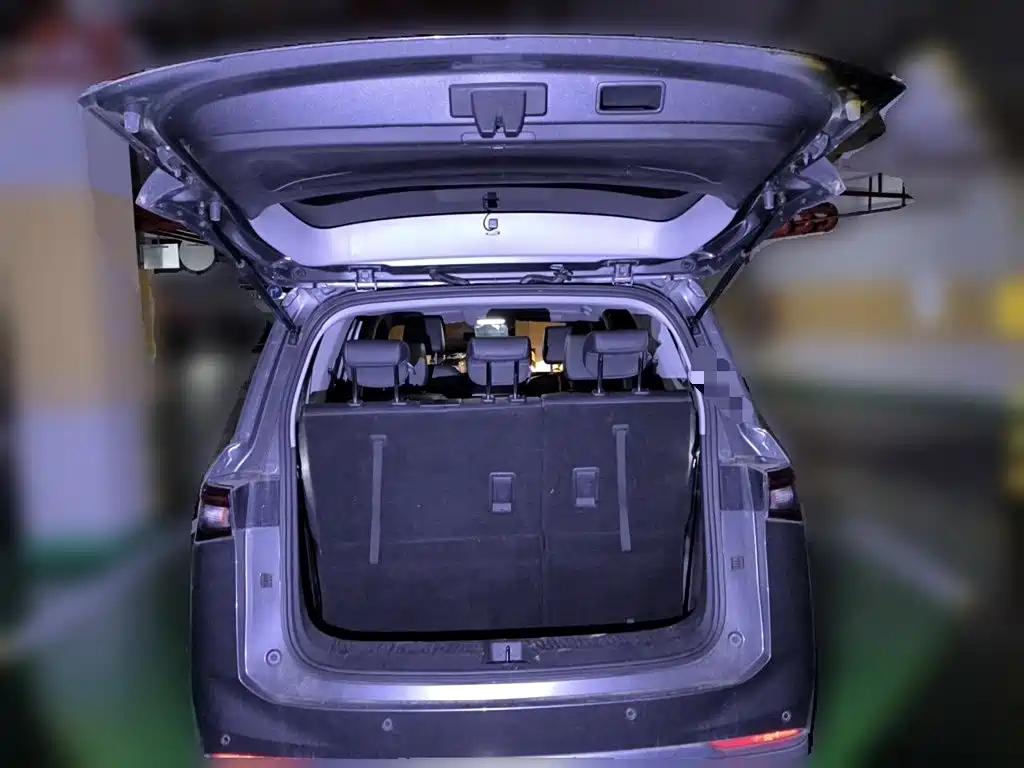 Wuling Jiachen — миниатюра 15