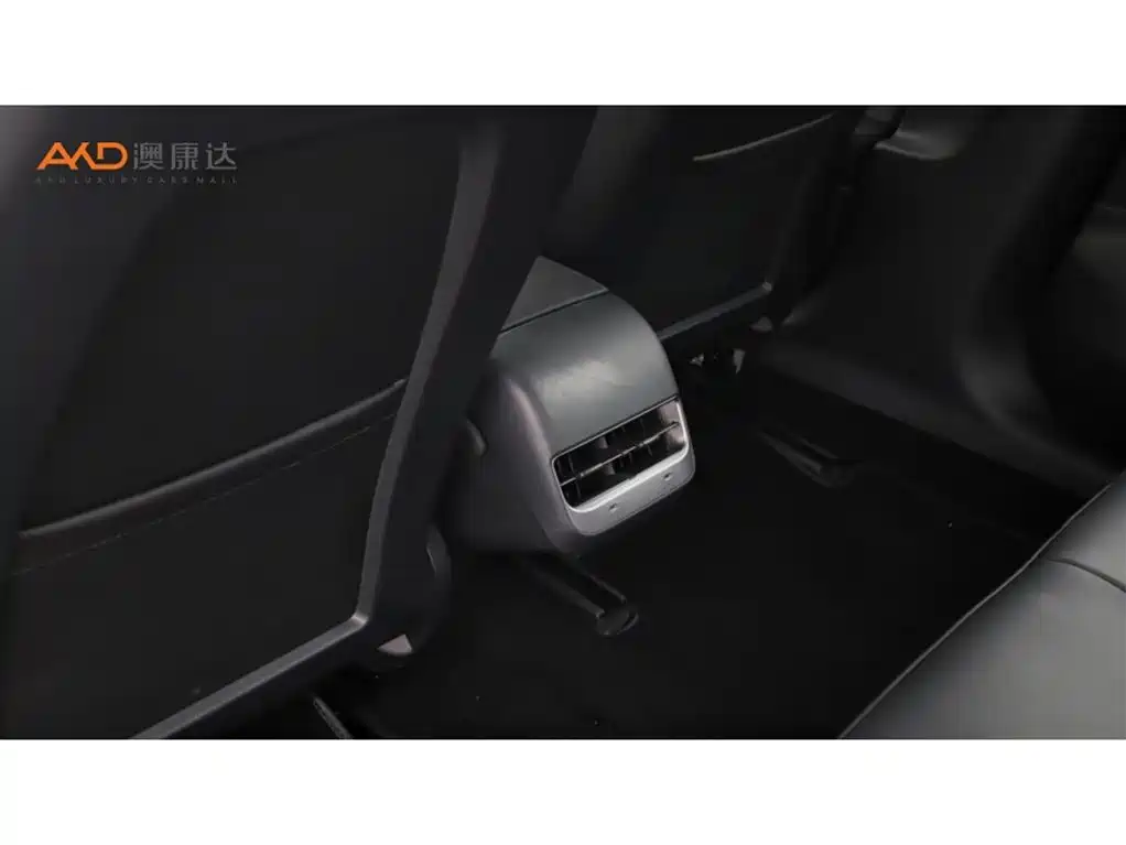 Tesla Model 3 — фотографии объявления, Фото 9