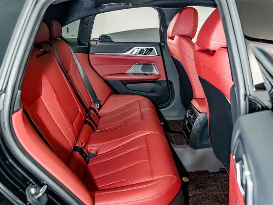 BMW i4 — миниатюра 21