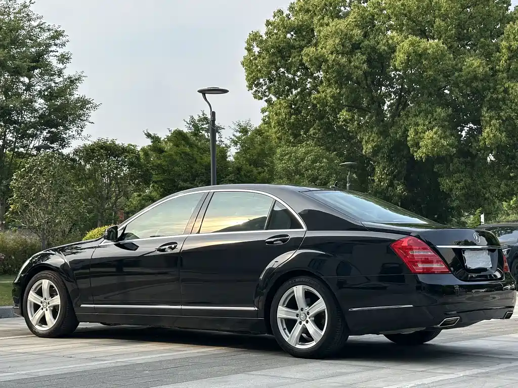 Mercedes-Benz S-Class S 2010 S 300 L Luxury