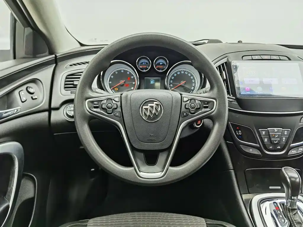Buick Regal — миниатюра 11