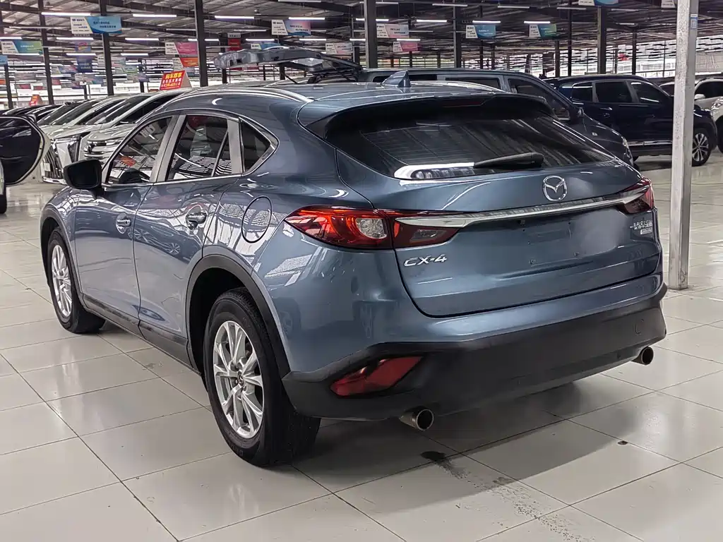 MAZDA CX 4