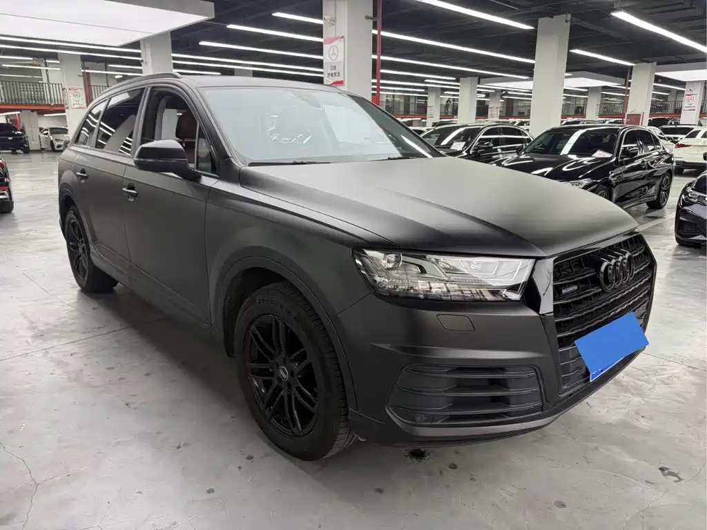 Audi Q7 — миниатюра 3