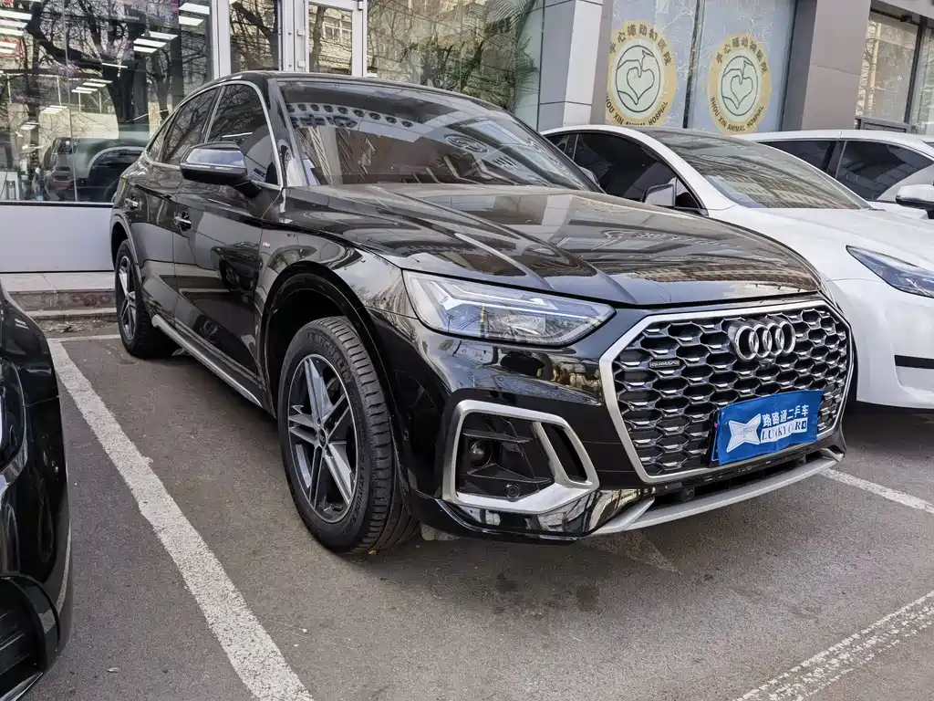 AUDI Q5L SPORTBACK