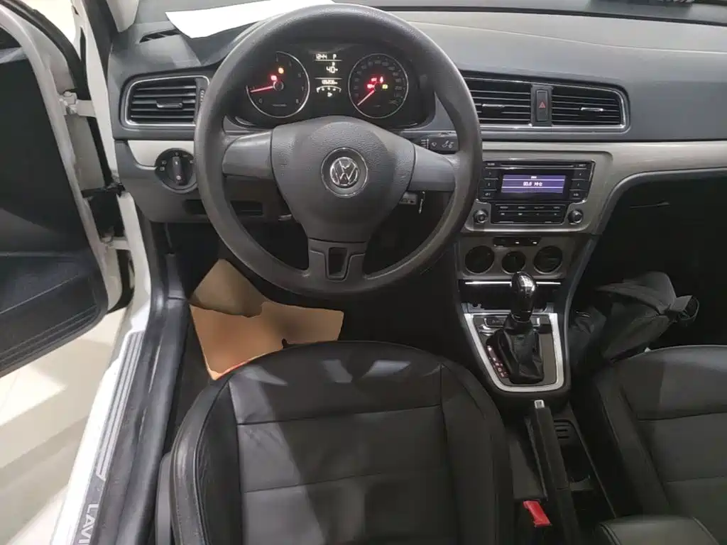 Volkswagen Lavida — миниатюра 11