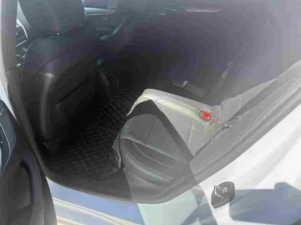 Cadillac CT5 — миниатюра 5