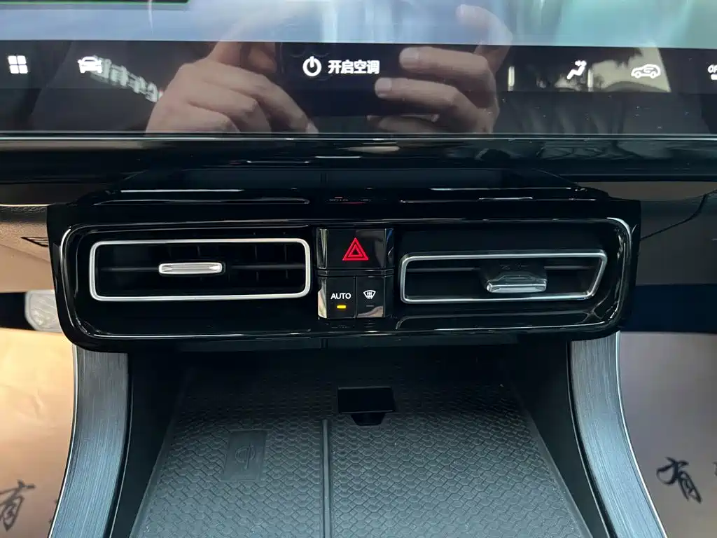 GAC Motor Trumpchi GS8 — миниатюра 12