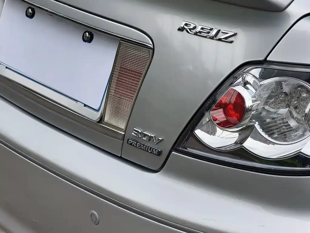 Toyota Reiz — миниатюра 21