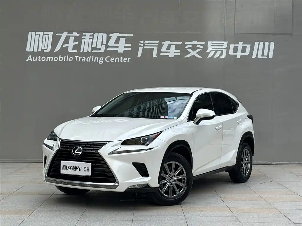 Lexus NX 2021