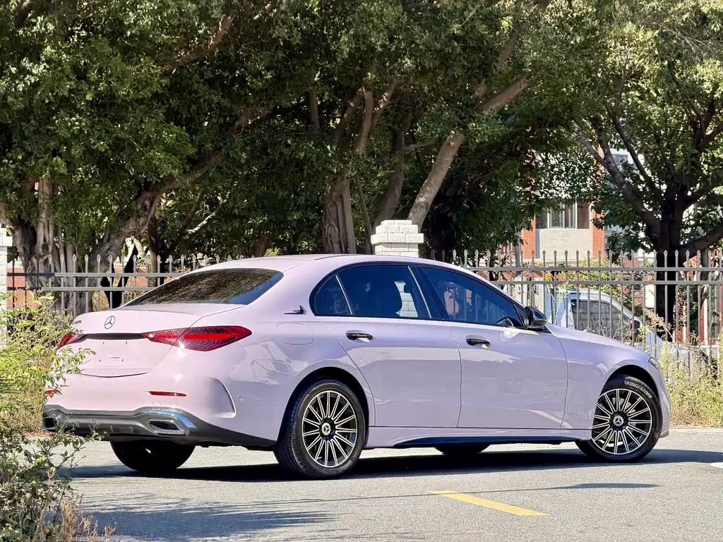 Mercedes-Benz C-Class — миниатюра 9
