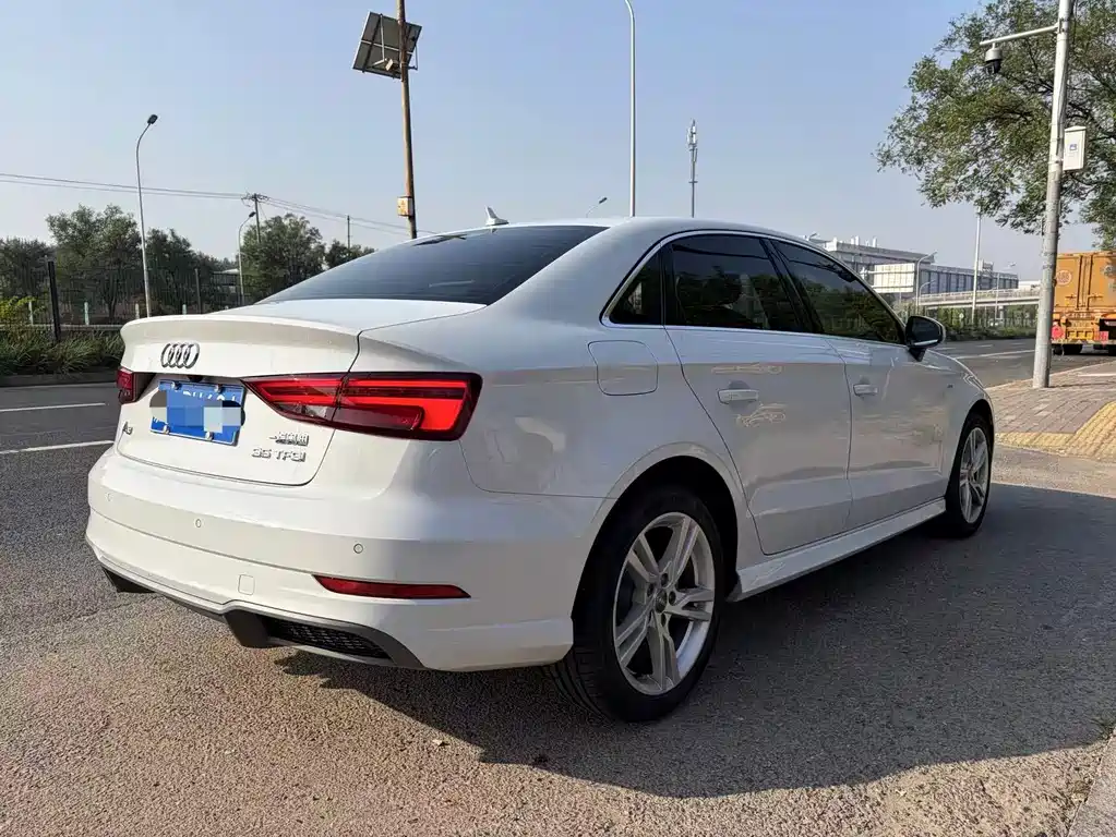 Audi A3 — миниатюра 4