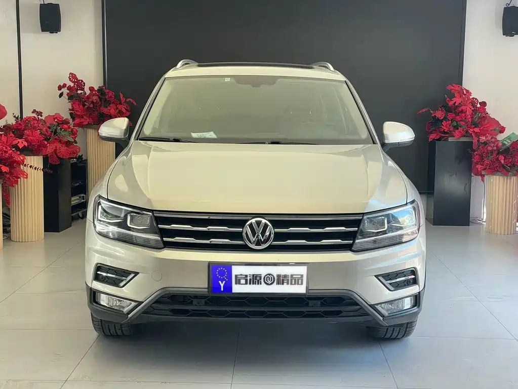 Volkswagen Tiguan L — миниатюра 2