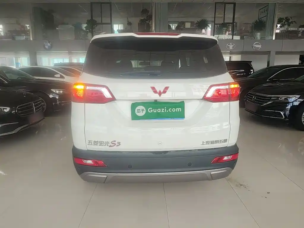 Wuling Hongguang S3 — миниатюра 6