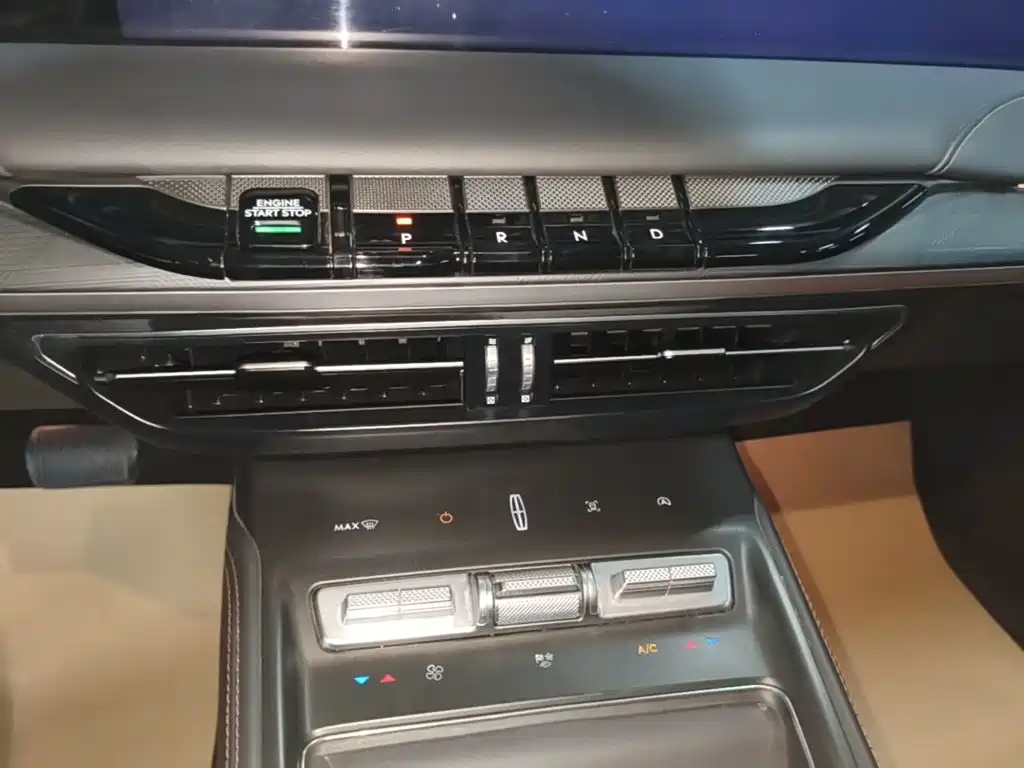 Lincoln Z — миниатюра 14