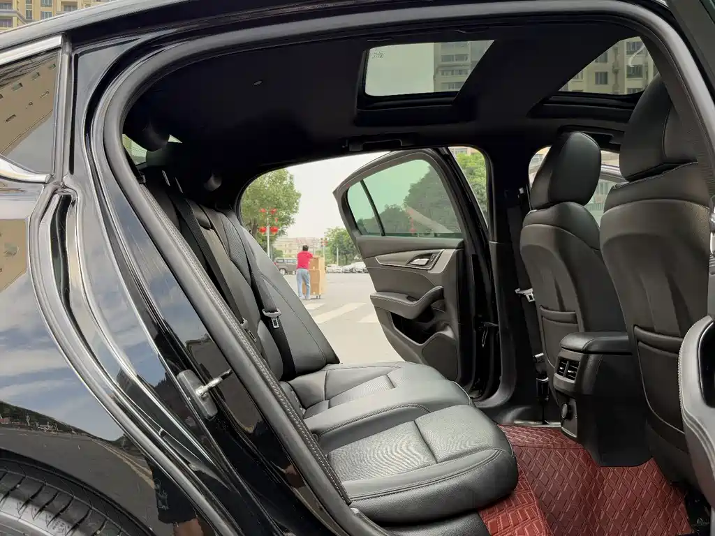 Cadillac CT5 — миниатюра 30