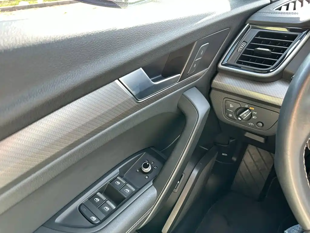 Audi Q5L — миниатюра 22