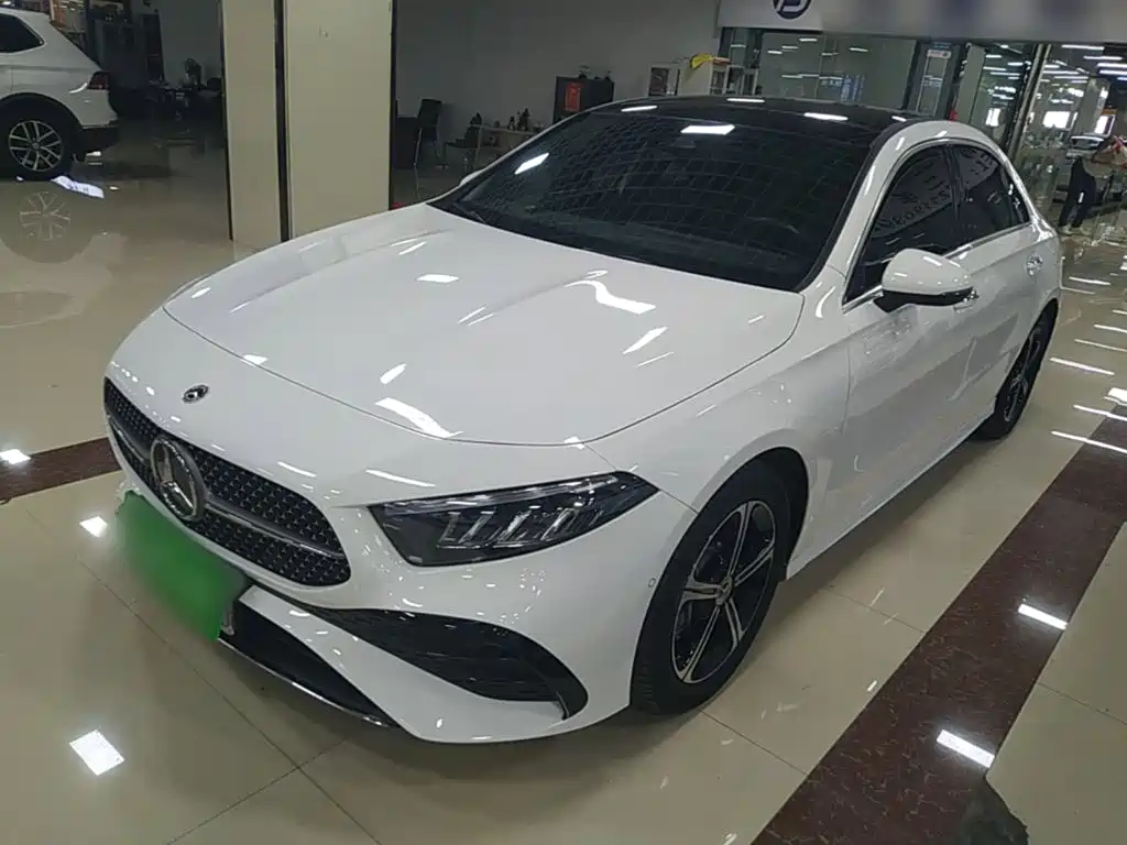 Mercedes-Benz A-Class — миниатюра 2