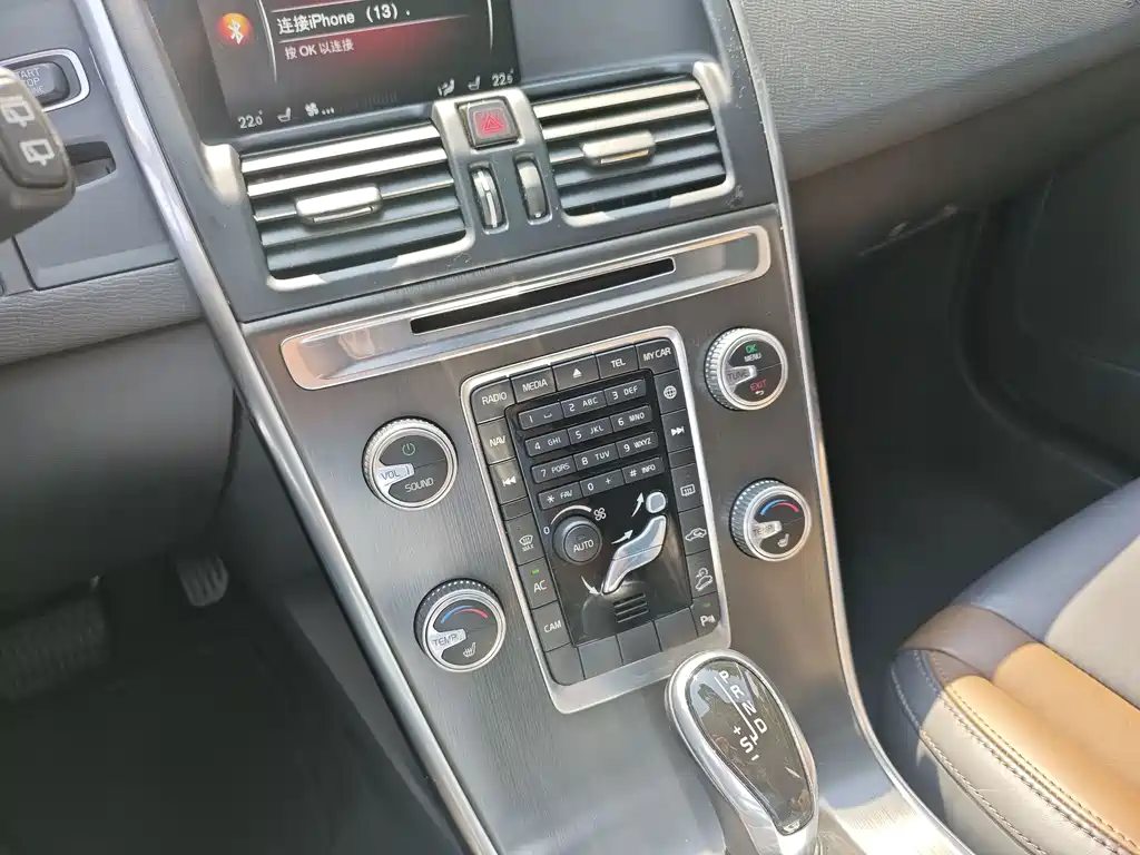 Volvo XC60 (Import) — миниатюра 16
