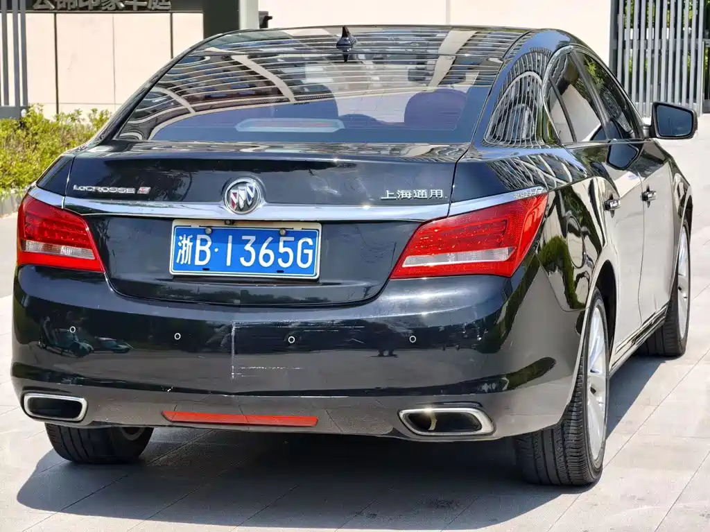 Buick LaCrosse — миниатюра 4