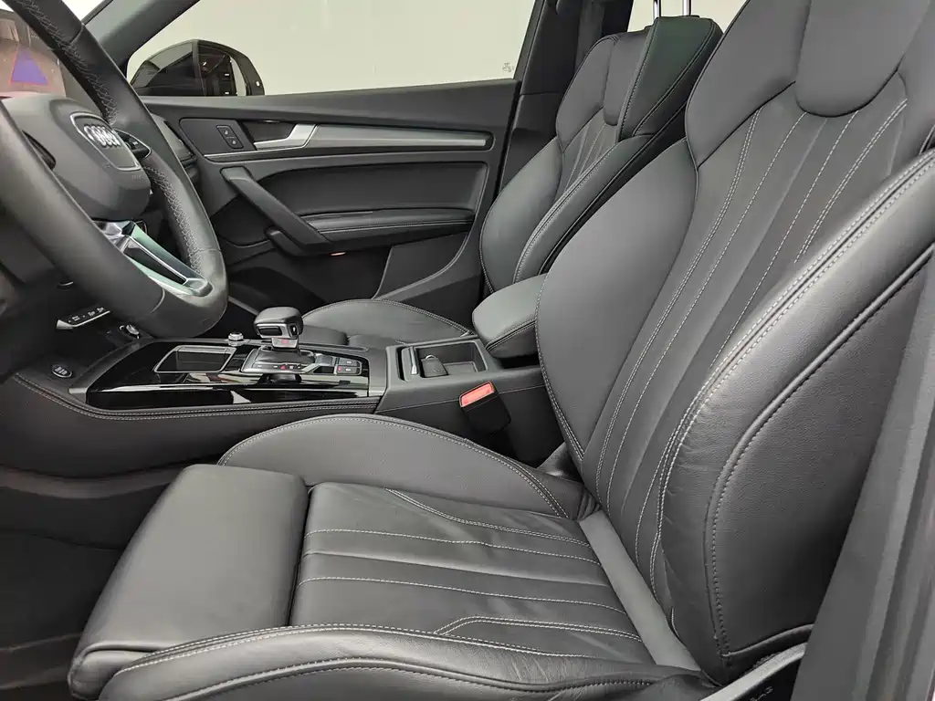Audi Q5L — миниатюра 9