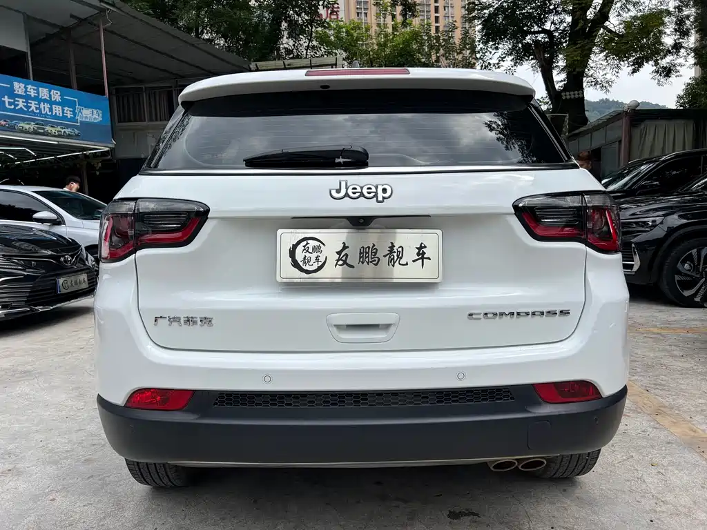 Jeep Compass — миниатюра 18