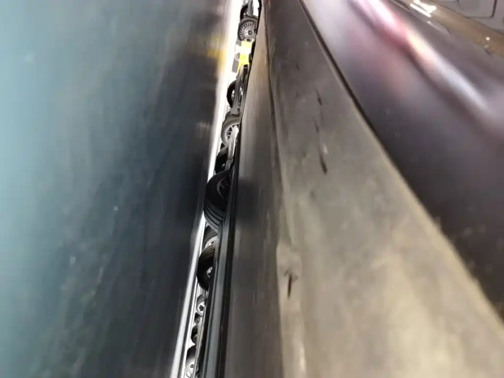 Tesla Model 3 — миниатюра 21