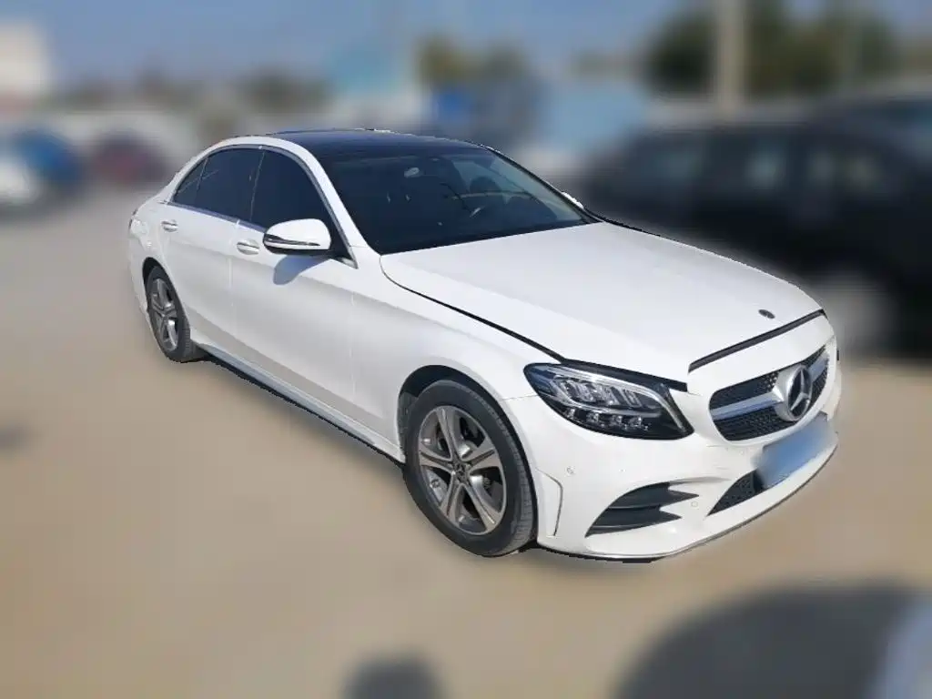 Mercedes-Benz C-Class — миниатюра 6