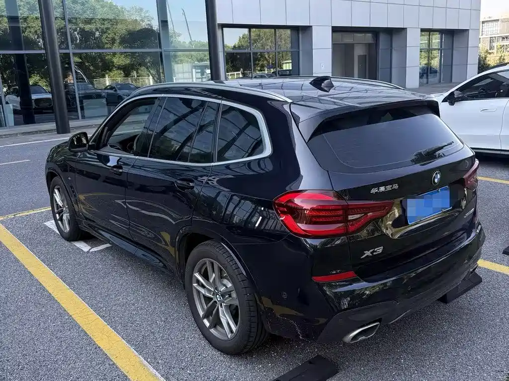 BMW X3 — миниатюра 5