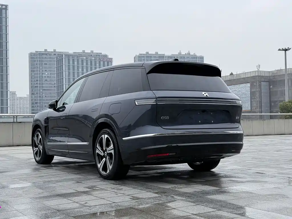 NIO NIO ES8