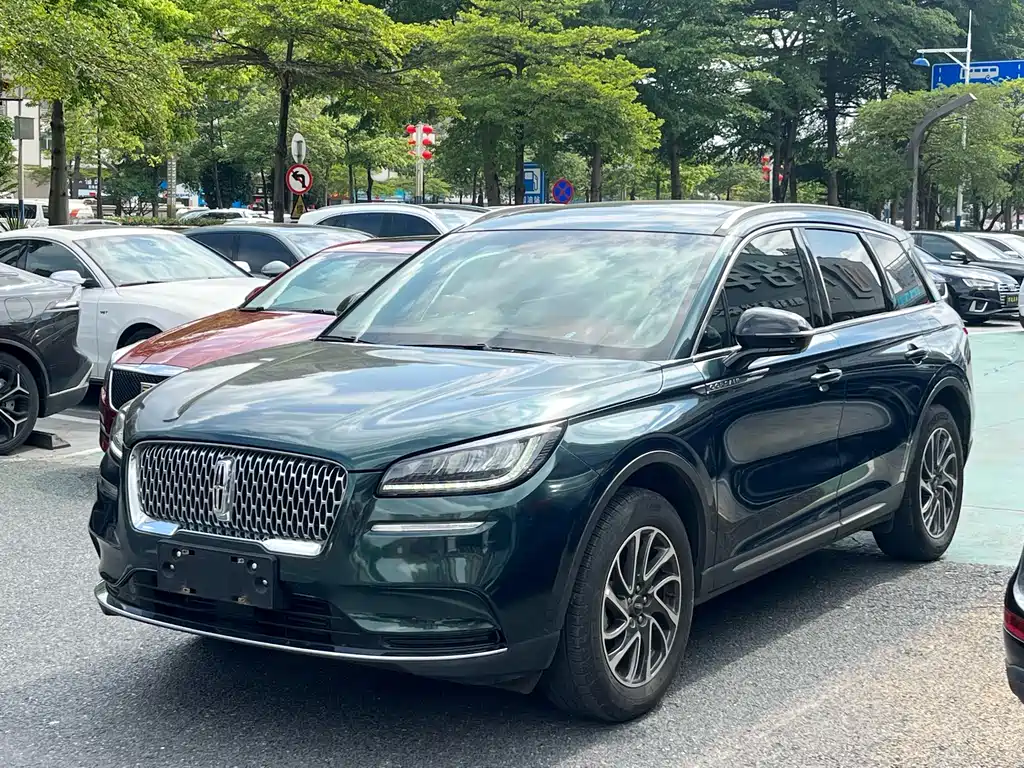 Lincoln Corsair 2021