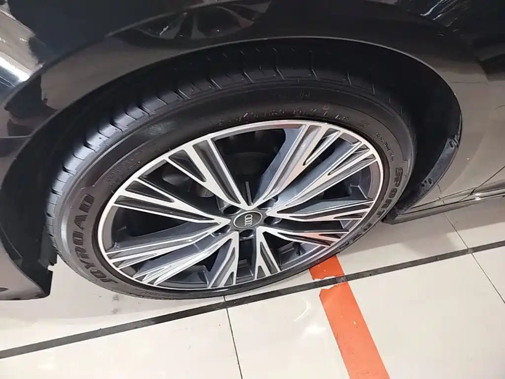 Audi A6L — миниатюра 23