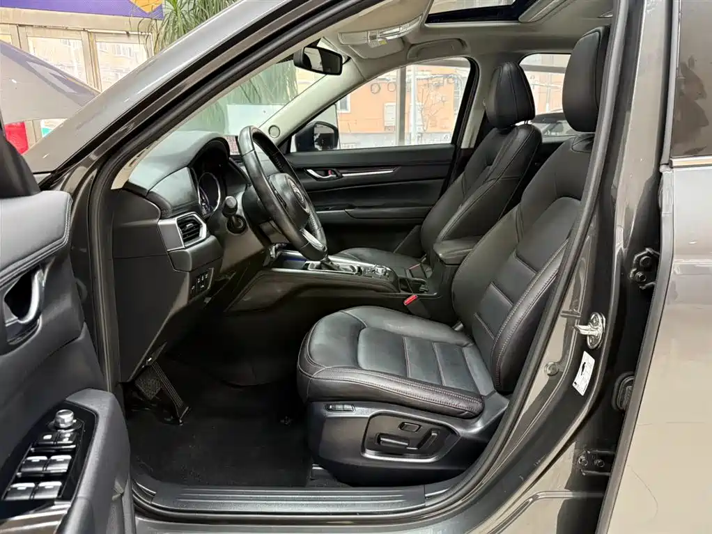 MAZDA CX 5