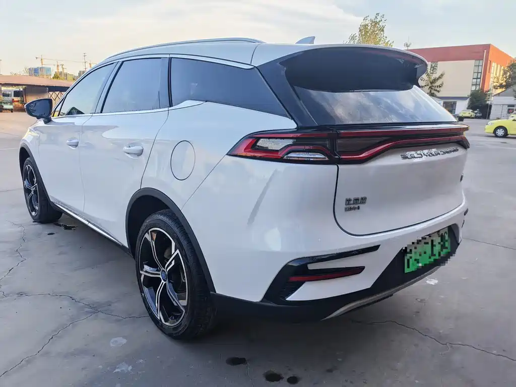 BYD Tang New Energy — миниатюра 9
