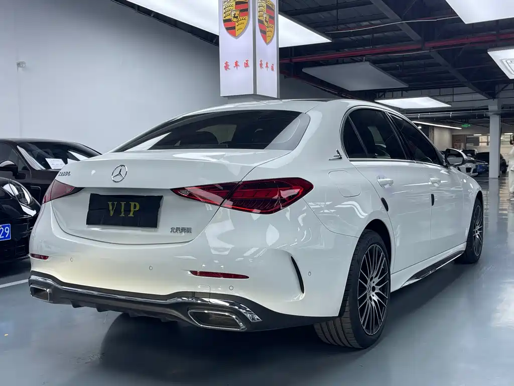 MERCEDES-BENZ C CLASS