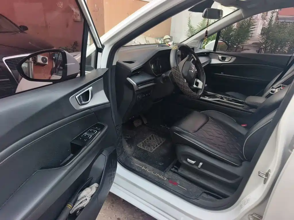 Wuling Jiachen — миниатюра 14