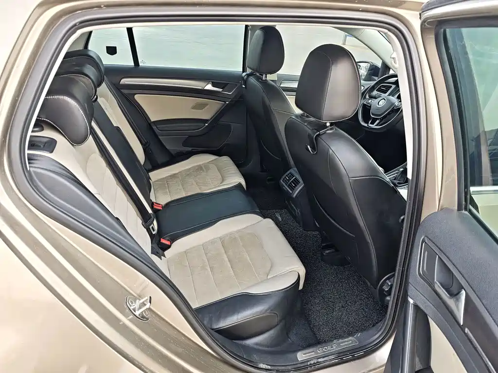 Volkswagen Golf — миниатюра 9